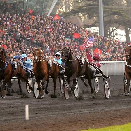Апартаменти Ourasi - Hippodrome De Vincennes - Netflix Сен-Моріс Екстер'єр фото