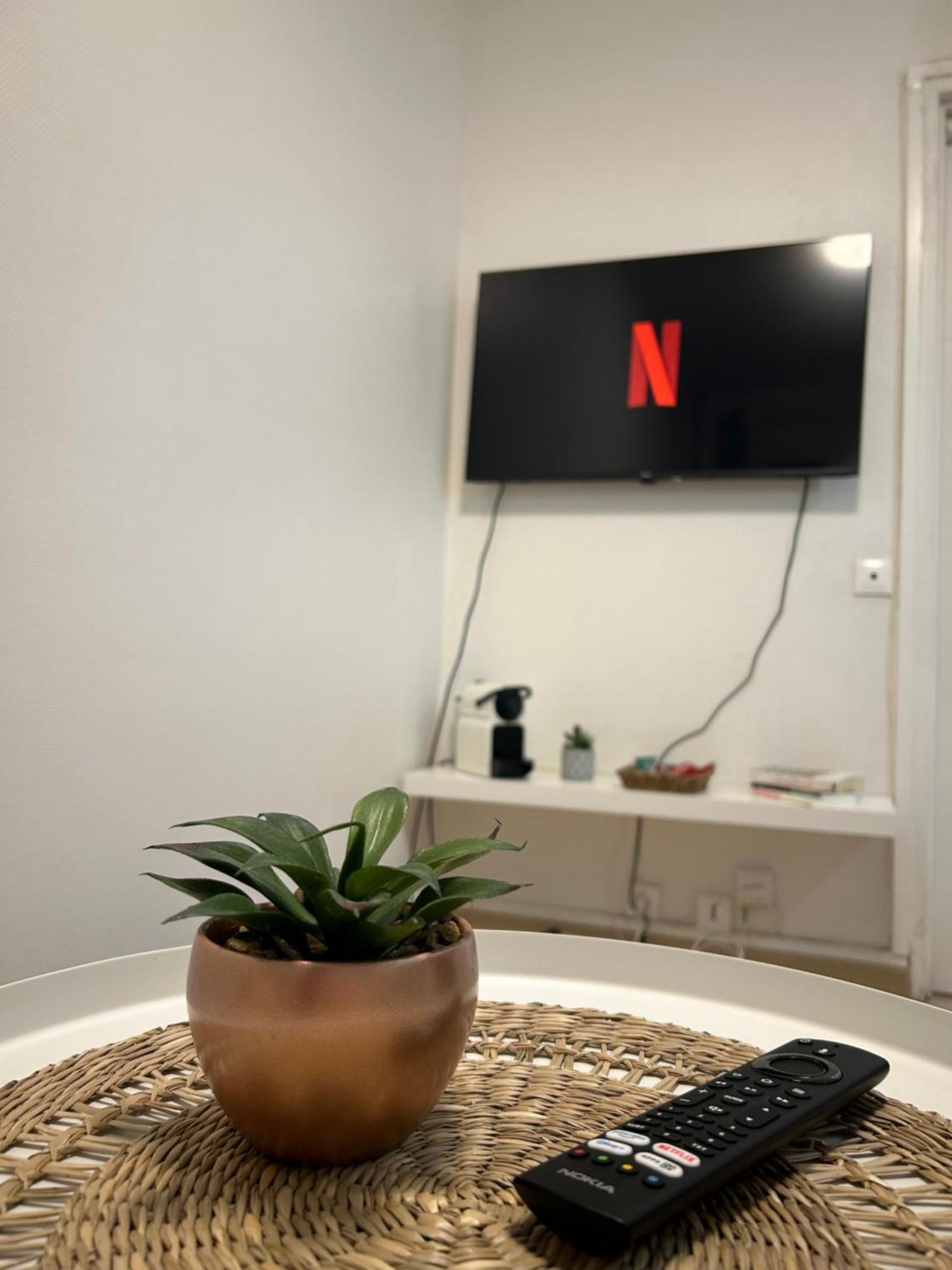 Апартаменти Ourasi - Hippodrome De Vincennes - Netflix Сен-Моріс Екстер'єр фото